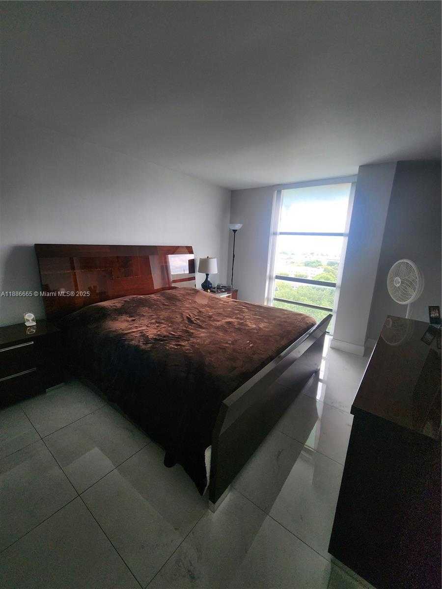Small Image of 1825 WEST 44TH PL #1208, Hialeah Number 23