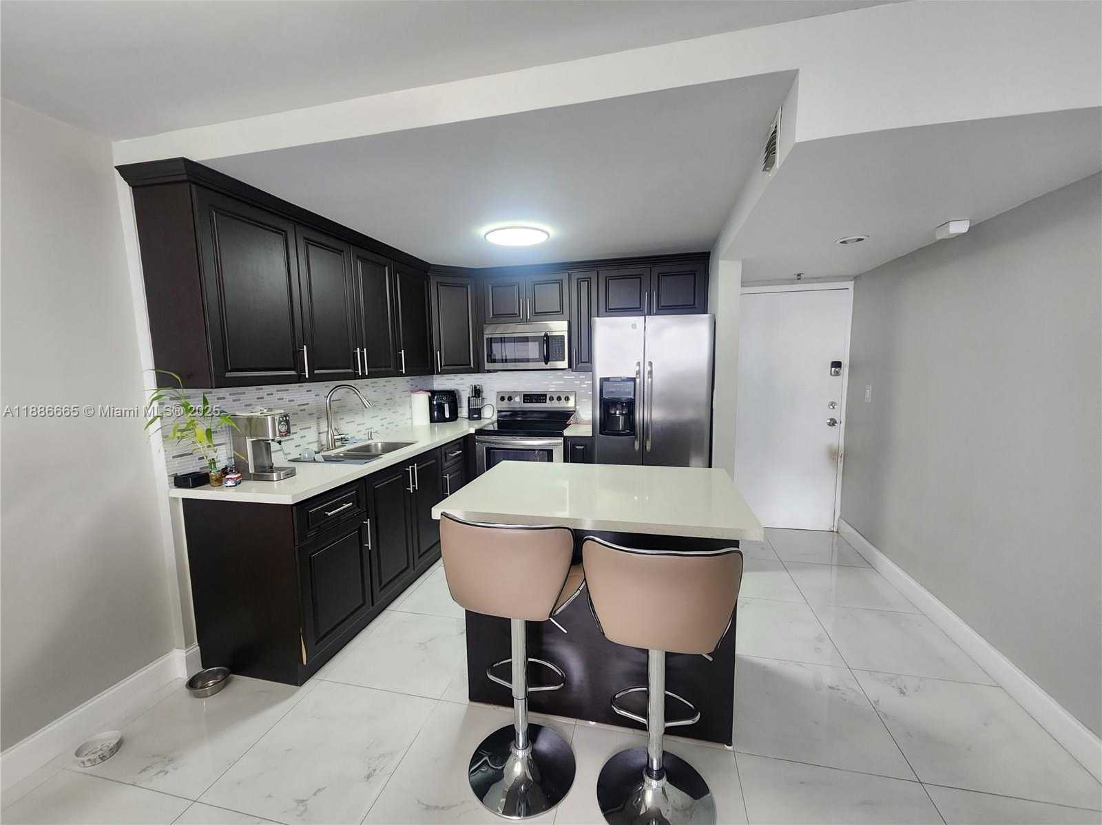 Small Image of 1825 WEST 44TH PL #1208, Hialeah Number 27