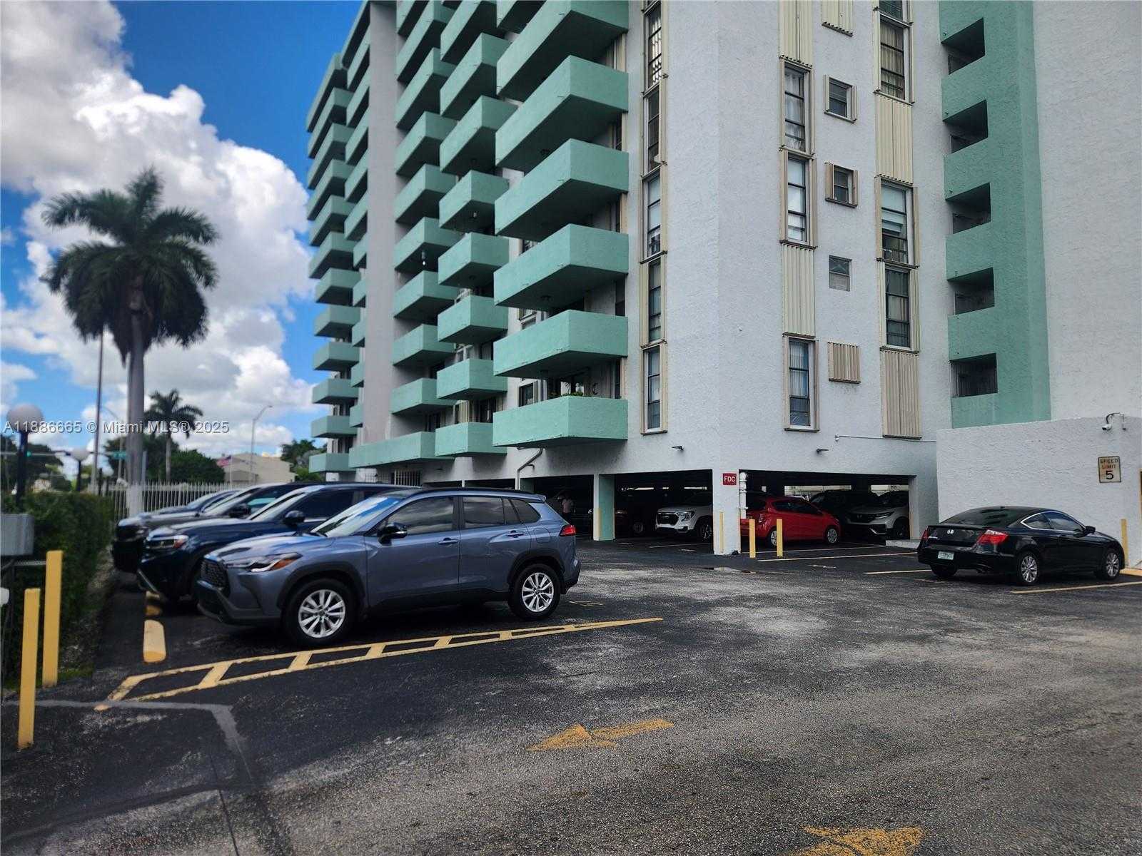 Small Image of 1825 WEST 44TH PL #1208, Hialeah Number 43