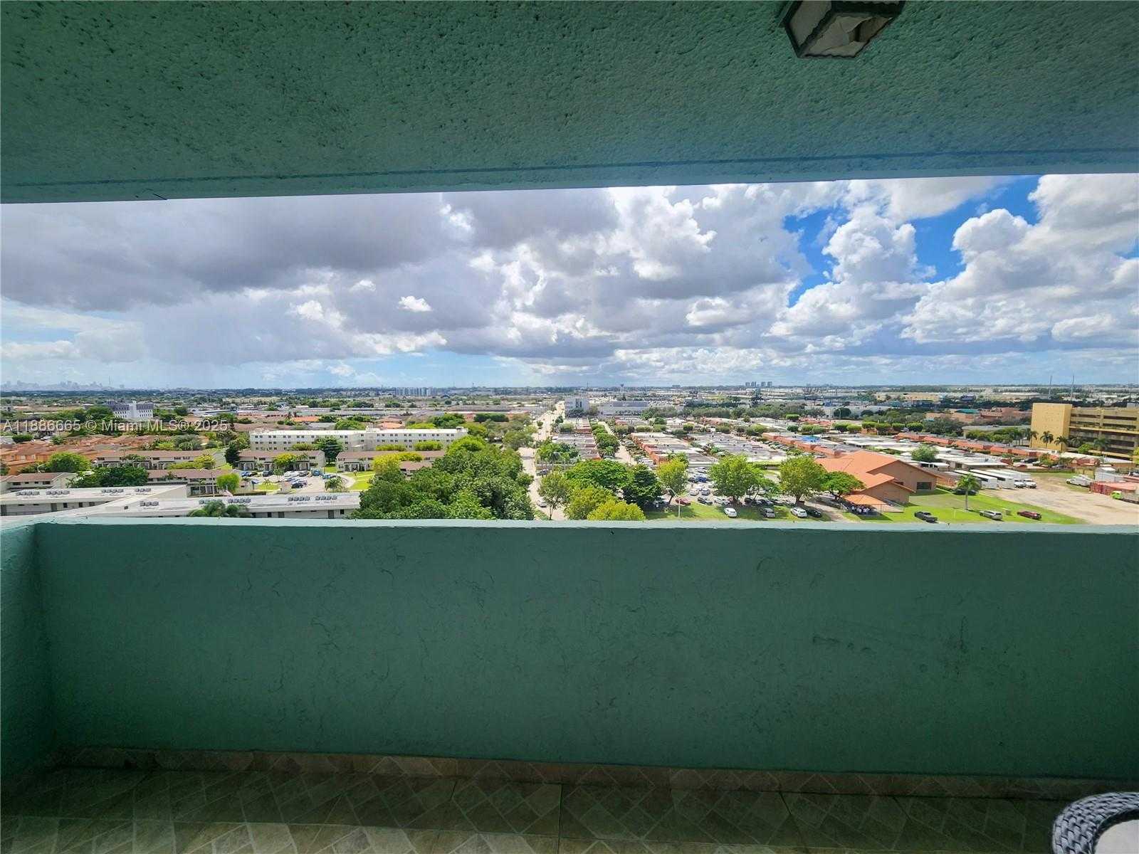 Small Image of 1825 WEST 44TH PL #1208, Hialeah Number 8
