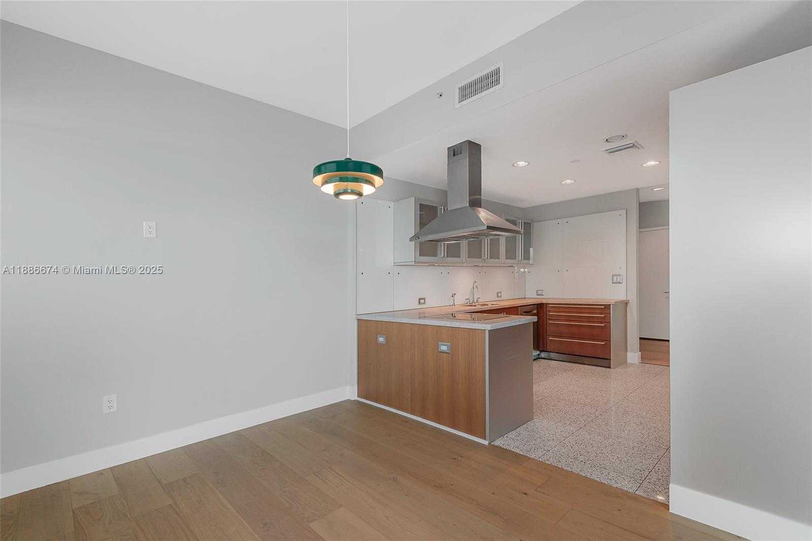 Small Image of 6103 AQUA AVE #605, Miami Beach Number 16