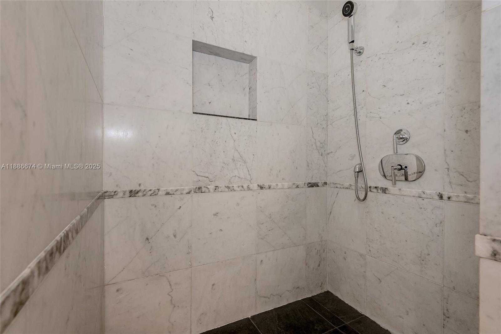 Small Image of 6103 AQUA AVE #605, Miami Beach Number 23