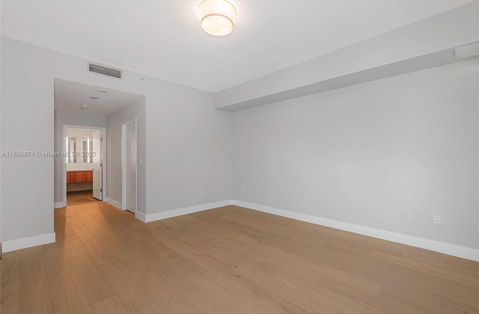 Small Image of 6103 AQUA AVE #605, Miami Beach Number 28