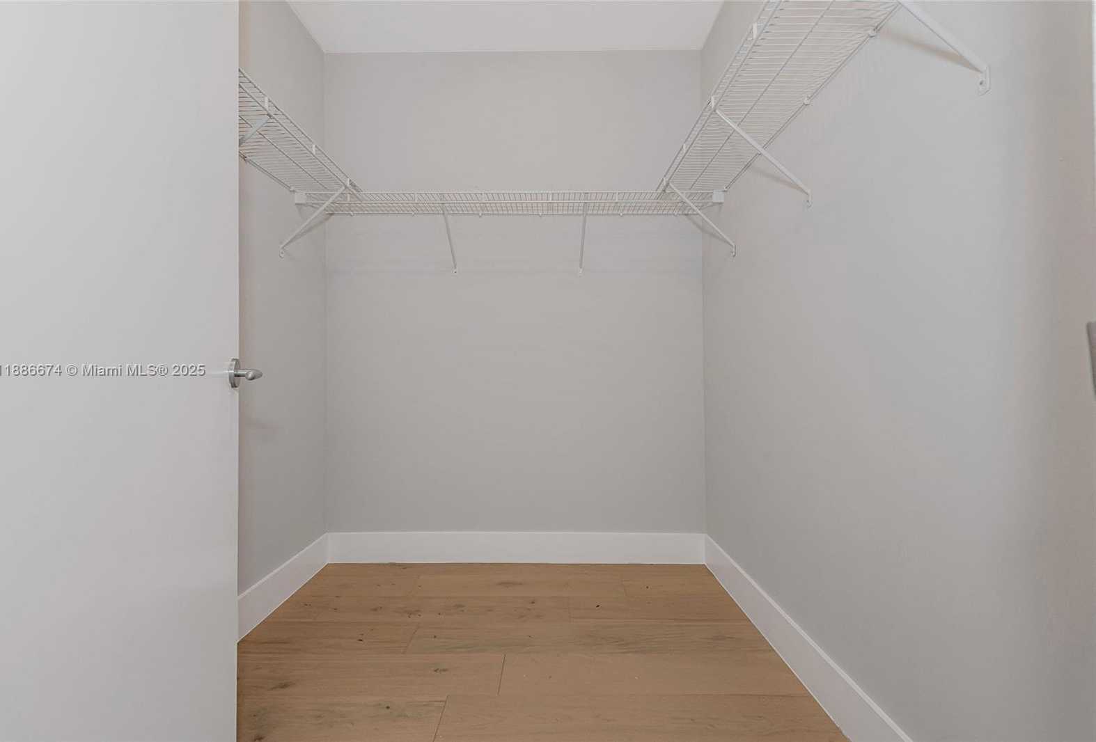 Small Image of 6103 AQUA AVE #605, Miami Beach Number 30