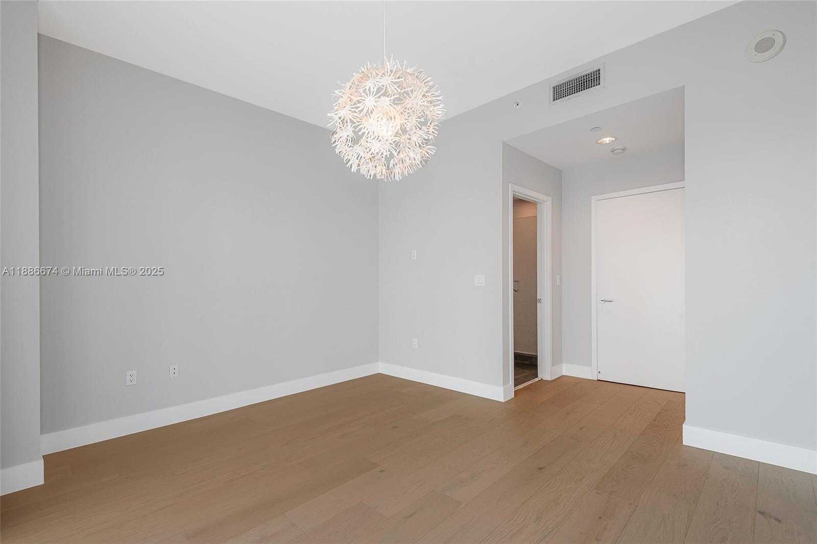 Small Image of 6103 AQUA AVE #605, Miami Beach Number 33