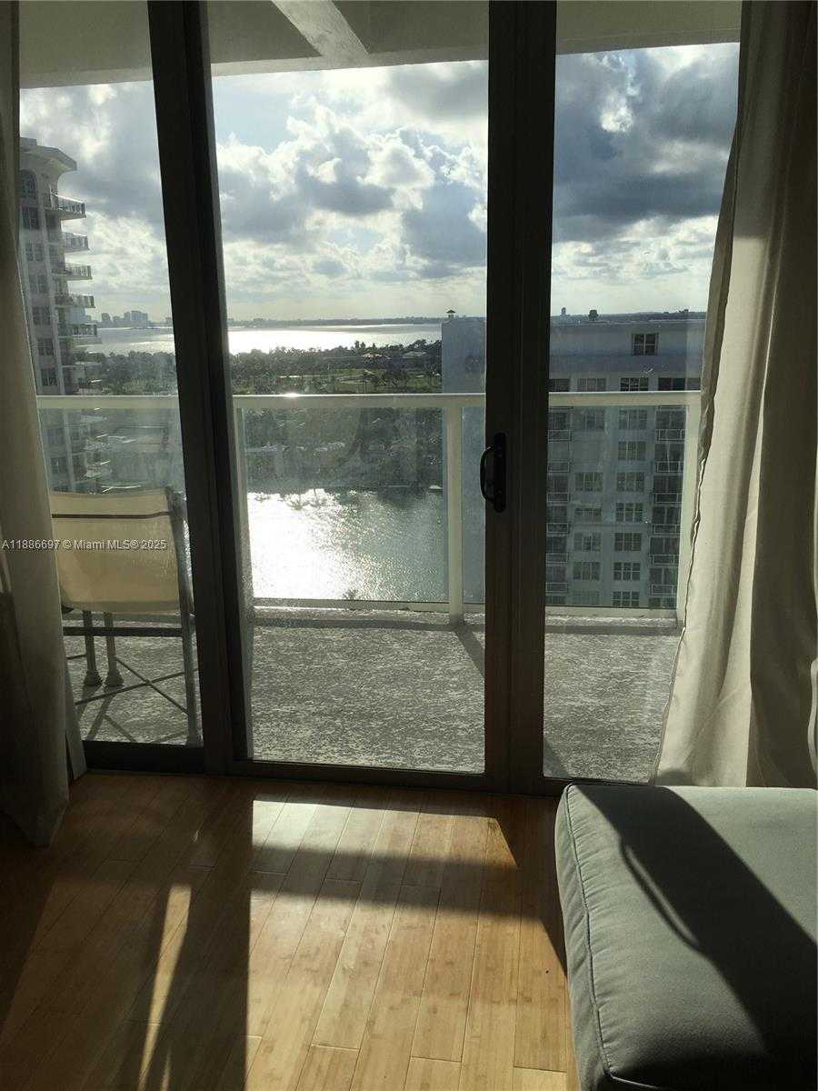 Small Image of 5701 COLLINS AVE #PH09, Miami Beach Number 28
