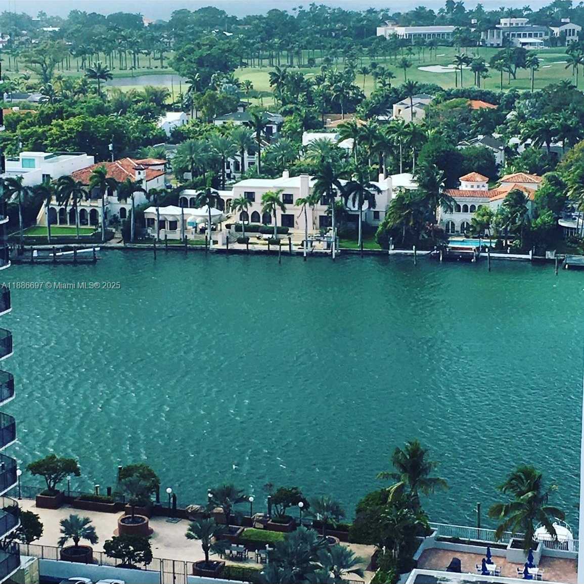 Small Image of 5701 COLLINS AVE #PH09, Miami Beach Number 4