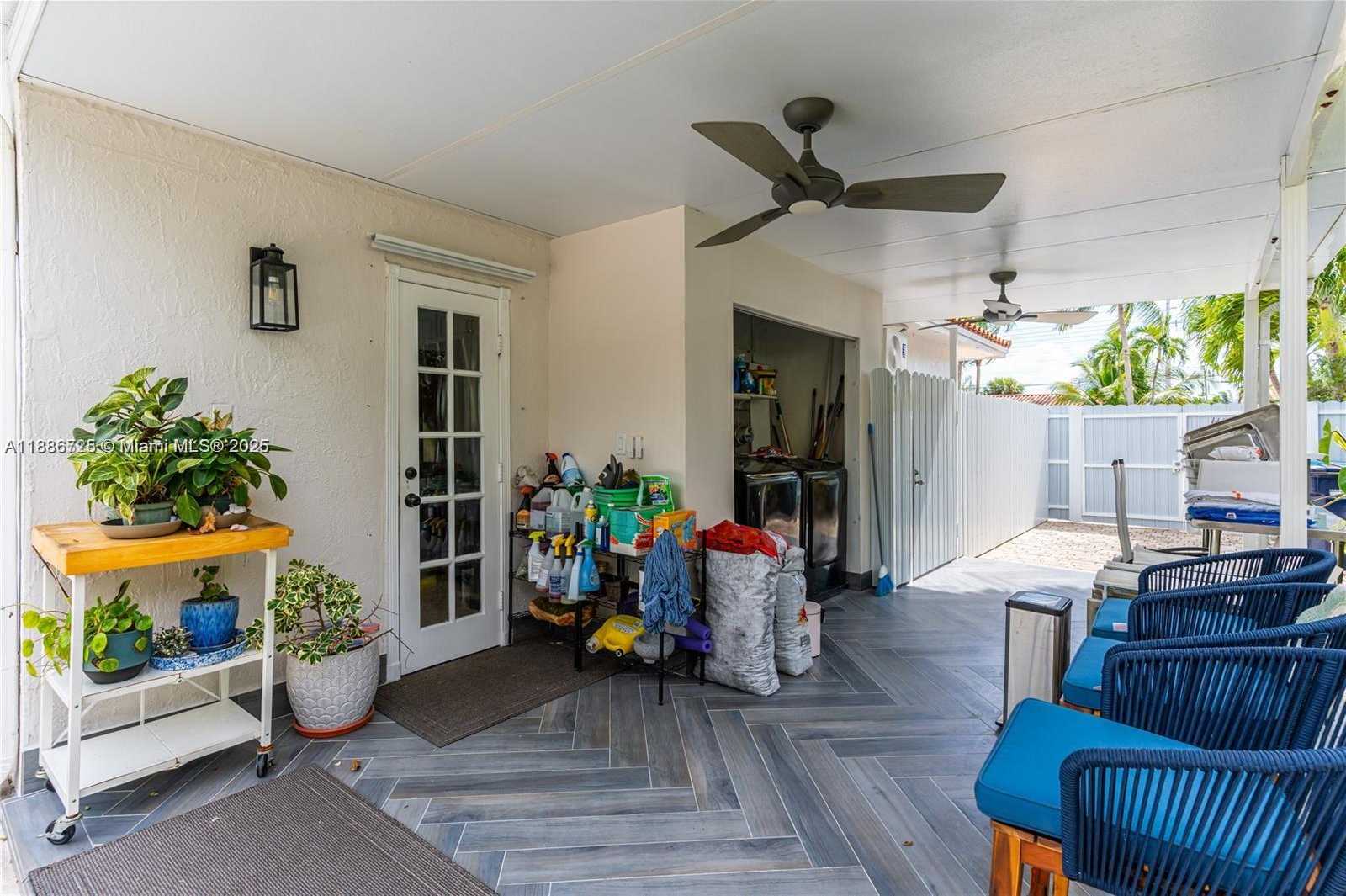 Small Image of 9901 SOUTH WEST 35TH TER, Miami Number 15