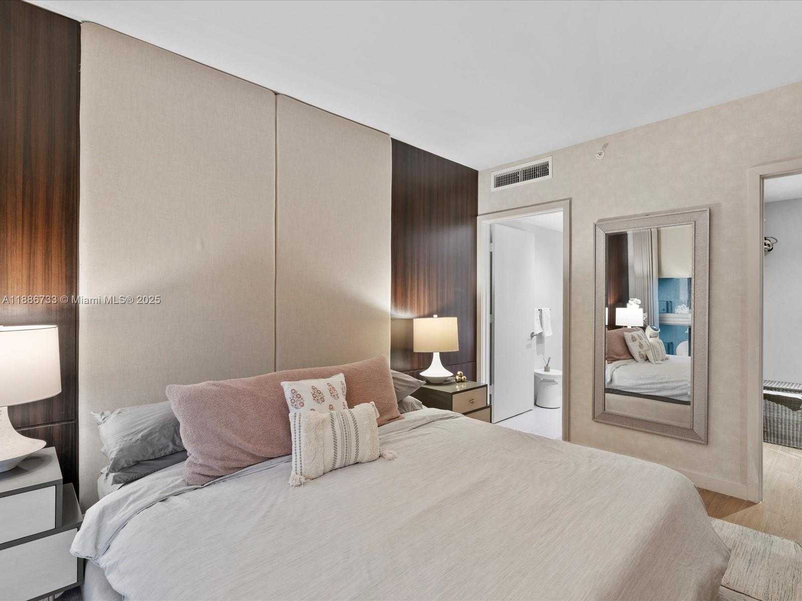 Small Image of 1010 SOUTH WEST 2ND AVE #1908, Miami Number 13