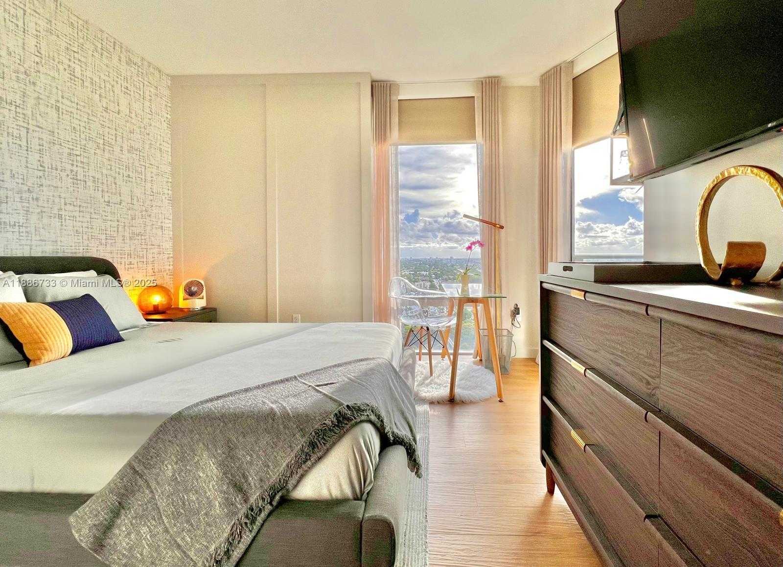 Small Image of 1010 SOUTH WEST 2ND AVE #1908, Miami Number 29