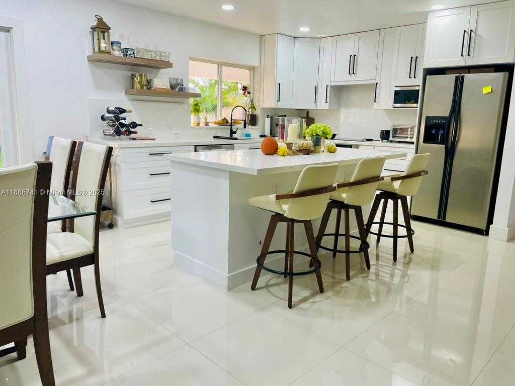 Small Image of 8410 SOUTH WEST 201ST ST, Cutler Bay Number 11