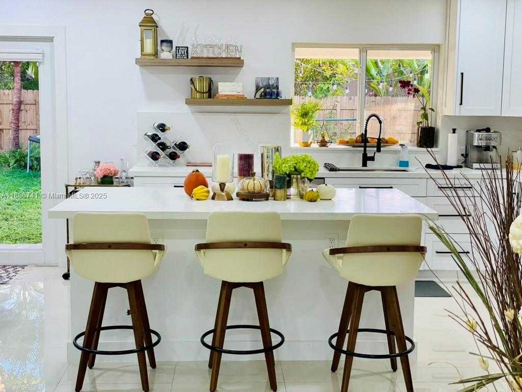 Small Image of 8410 SOUTH WEST 201ST ST, Cutler Bay Number 13