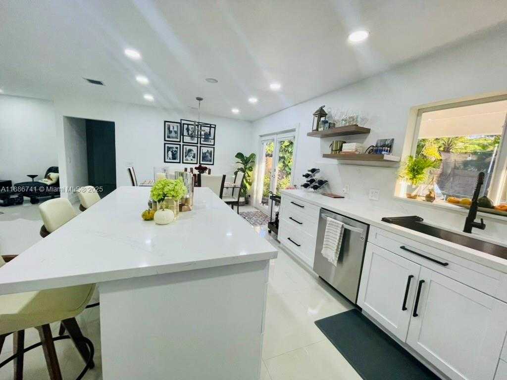 Small Image of 8410 SOUTH WEST 201ST ST, Cutler Bay Number 15