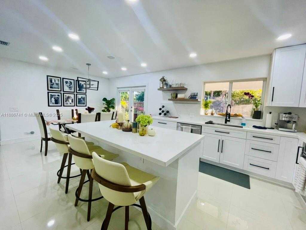 Small Image of 8410 SOUTH WEST 201ST ST, Cutler Bay Number 16