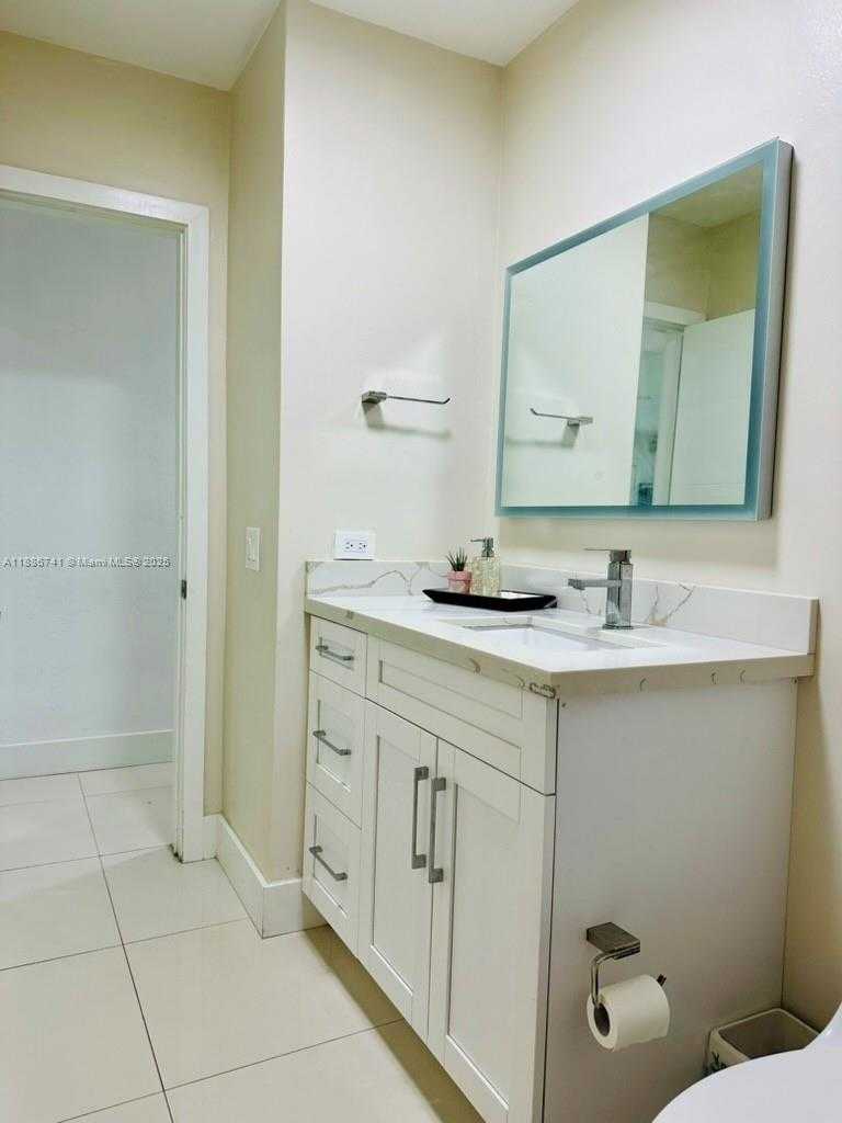 Small Image of 8410 SOUTH WEST 201ST ST, Cutler Bay Number 22