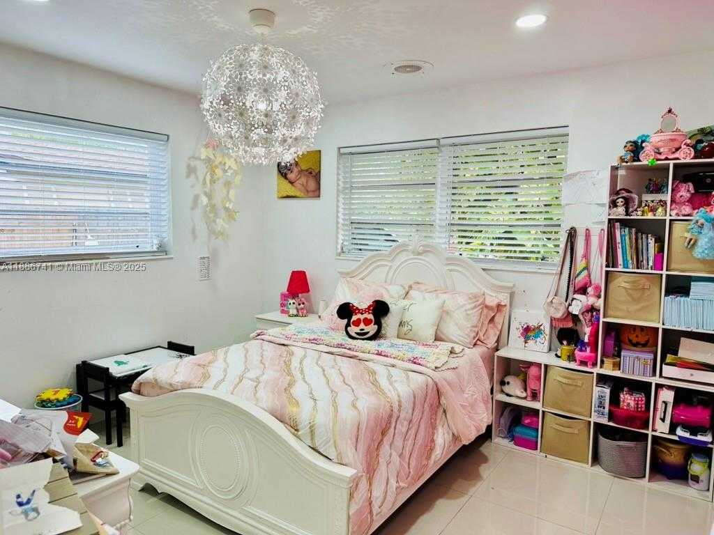 Small Image of 8410 SOUTH WEST 201ST ST, Cutler Bay Number 24