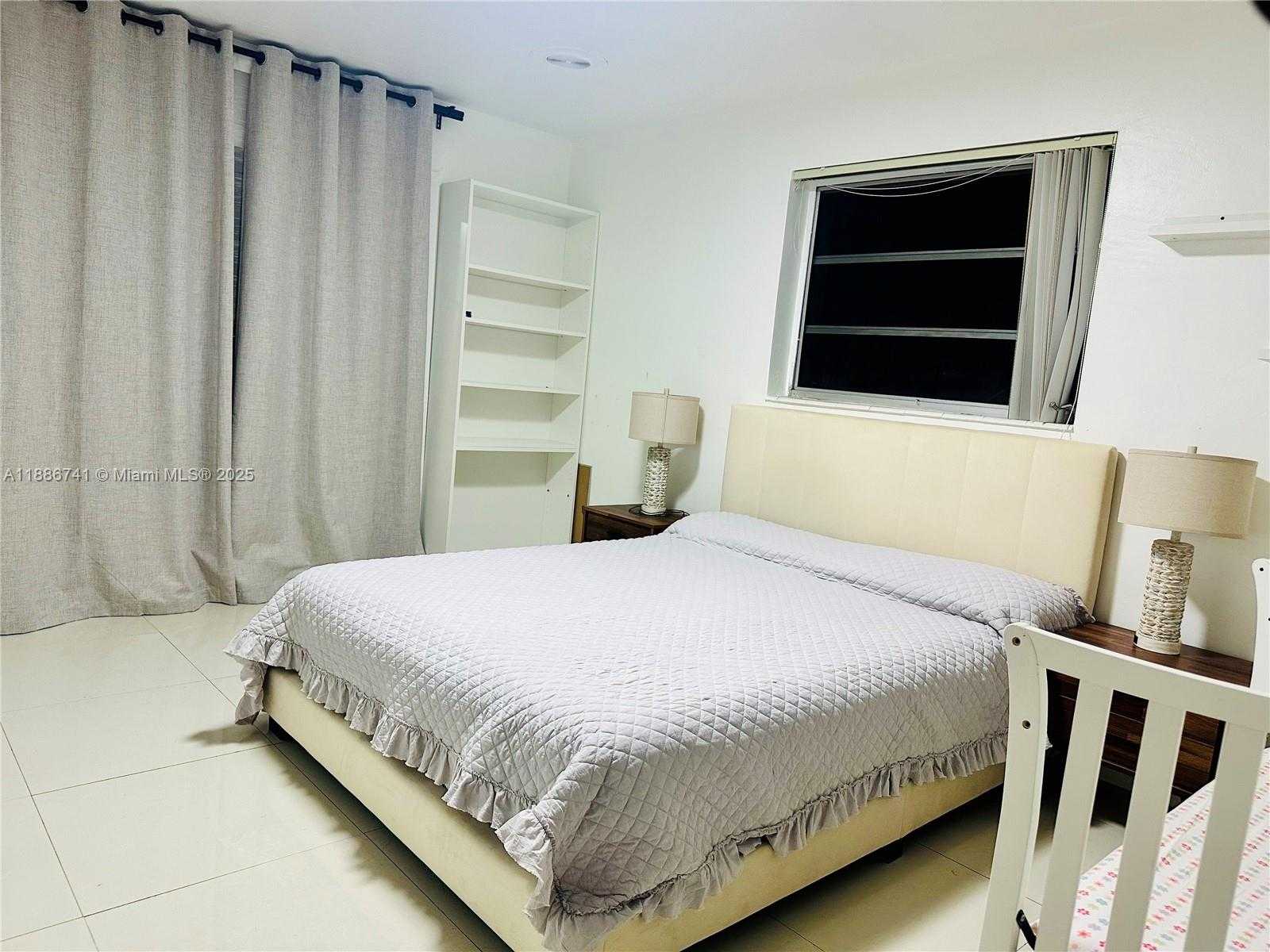 Small Image of 8410 SOUTH WEST 201ST ST, Cutler Bay Number 25