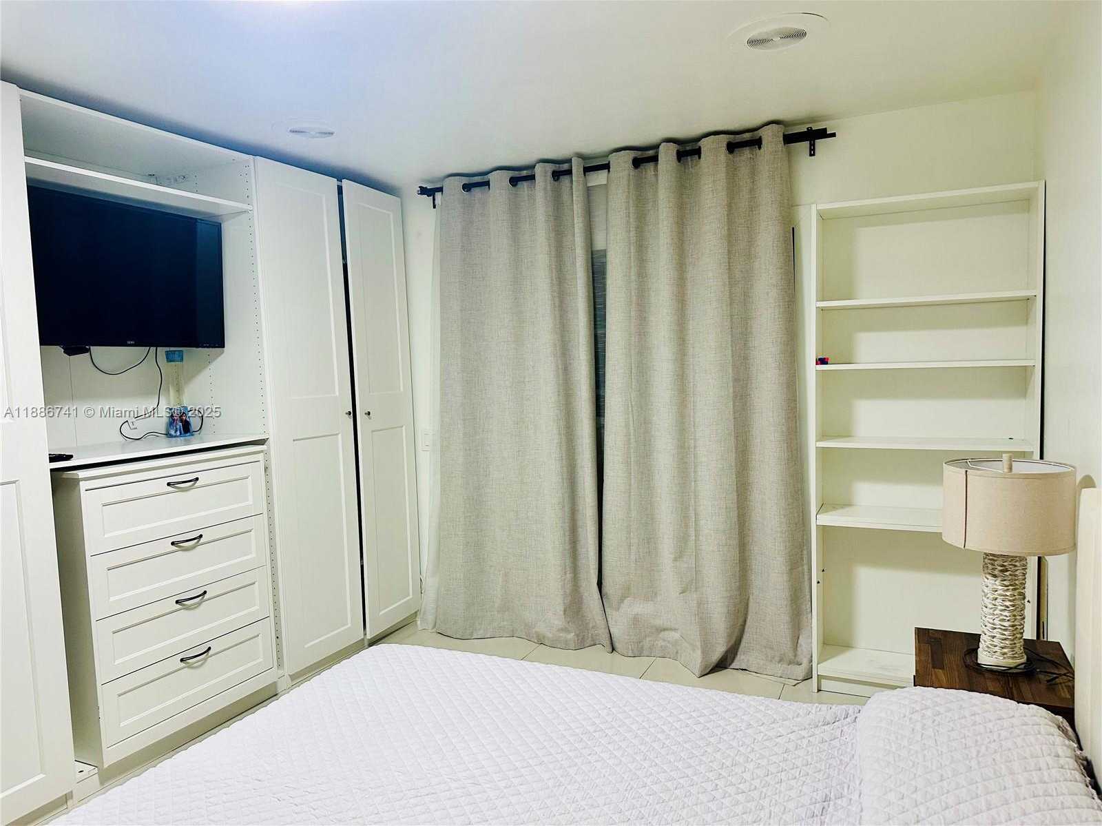 Small Image of 8410 SOUTH WEST 201ST ST, Cutler Bay Number 26
