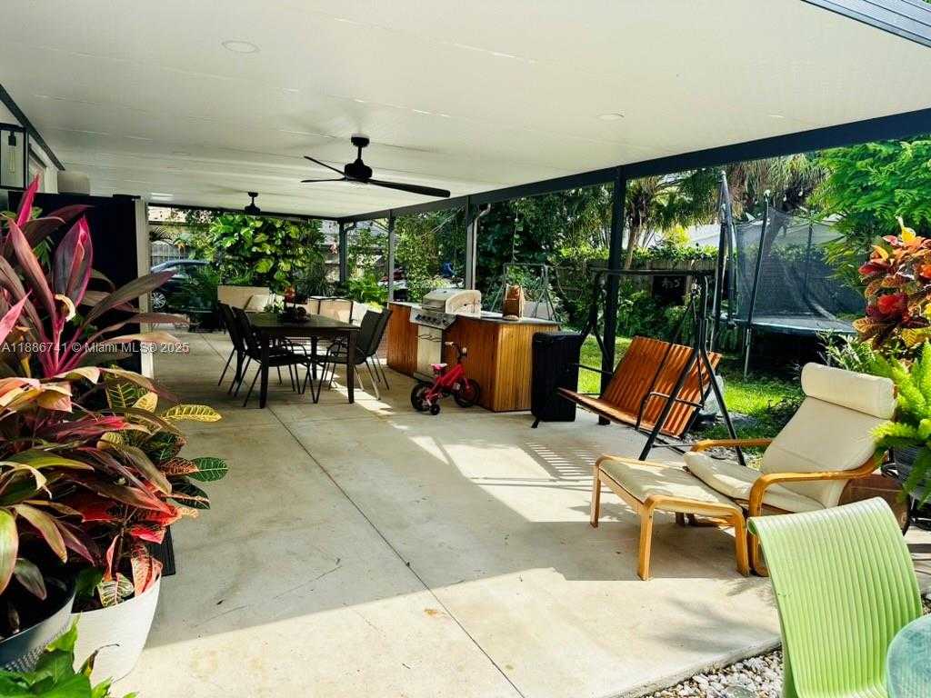 Small Image of 8410 SOUTH WEST 201ST ST, Cutler Bay Number 30