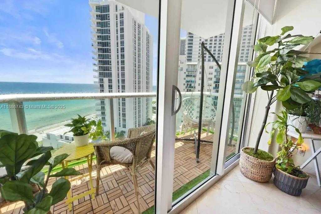 Small Image of 3901 SOUTH OCEAN DR #14L, Hollywood Number 4