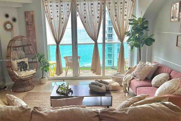 Small Image of 3901 SOUTH OCEAN DR #14L, Hollywood Number 5