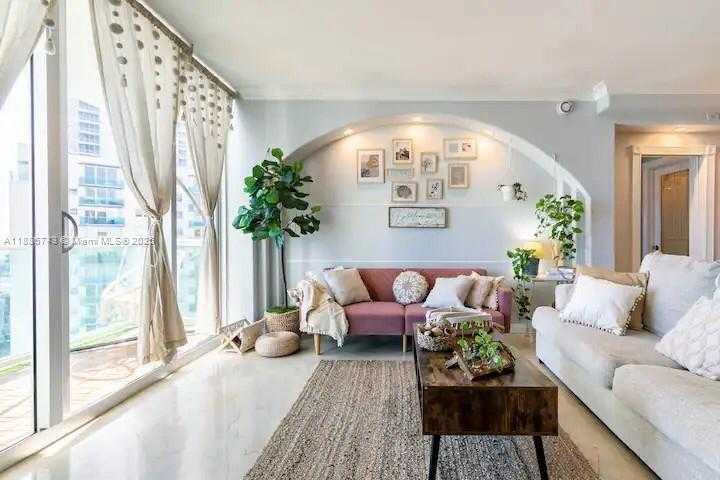 Small Image of 3901 SOUTH OCEAN DR #14L, Hollywood Number 6