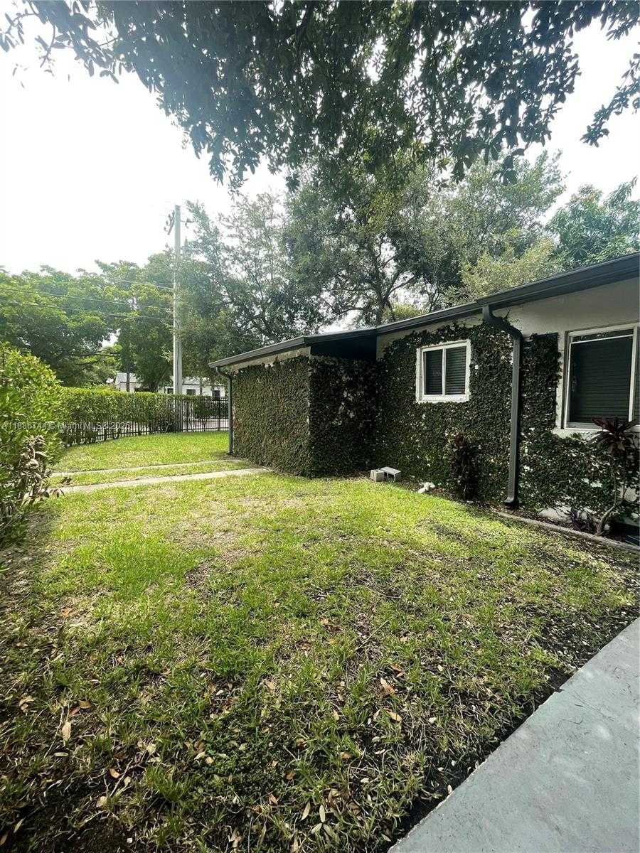 Small Image of 5175 NORTH WEST 3RD AVE, Miami Number 11
