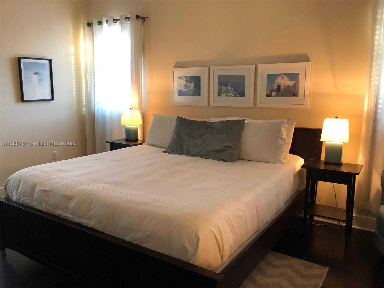 Small Image of 404 ZAMORA AVE #A, Coral Gables Number 17