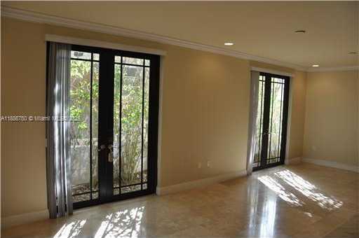 Small Image of 404 ZAMORA AVE #A, Coral Gables Number 7