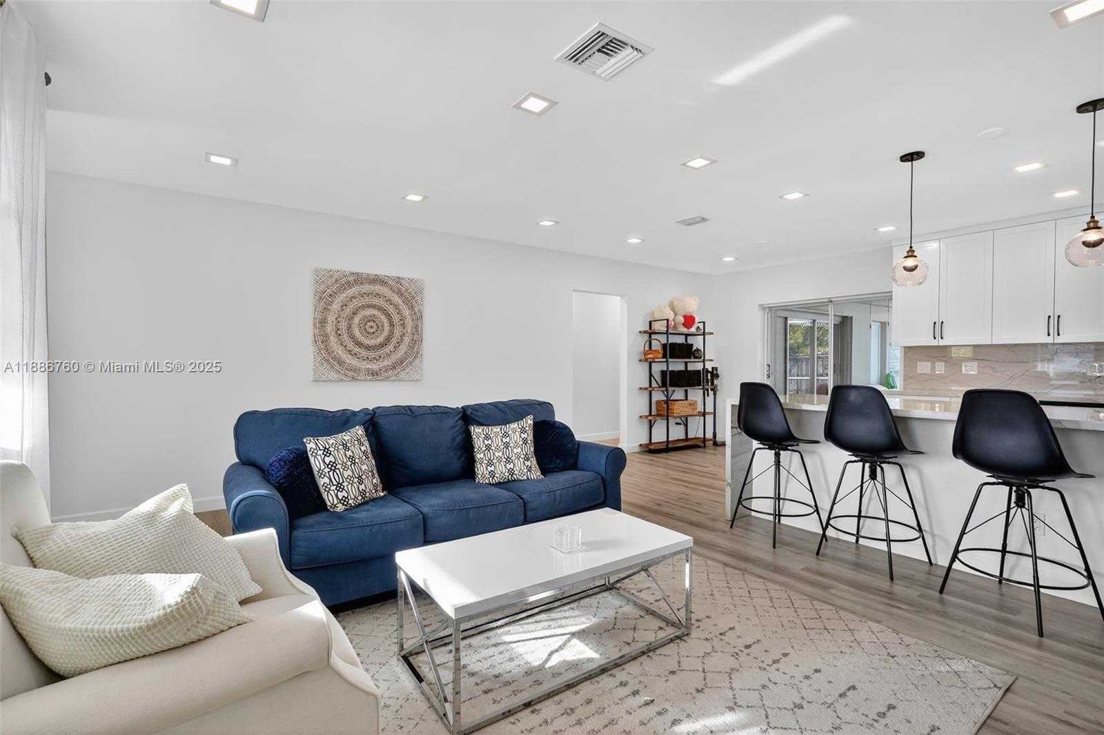 Small Image of 1820 NORTH 56TH AVE, Hollywood Number 10