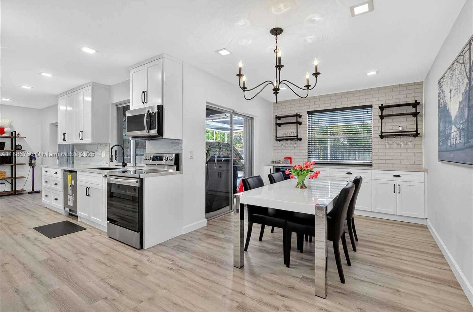 Small Image of 1820 NORTH 56TH AVE, Hollywood Number 18