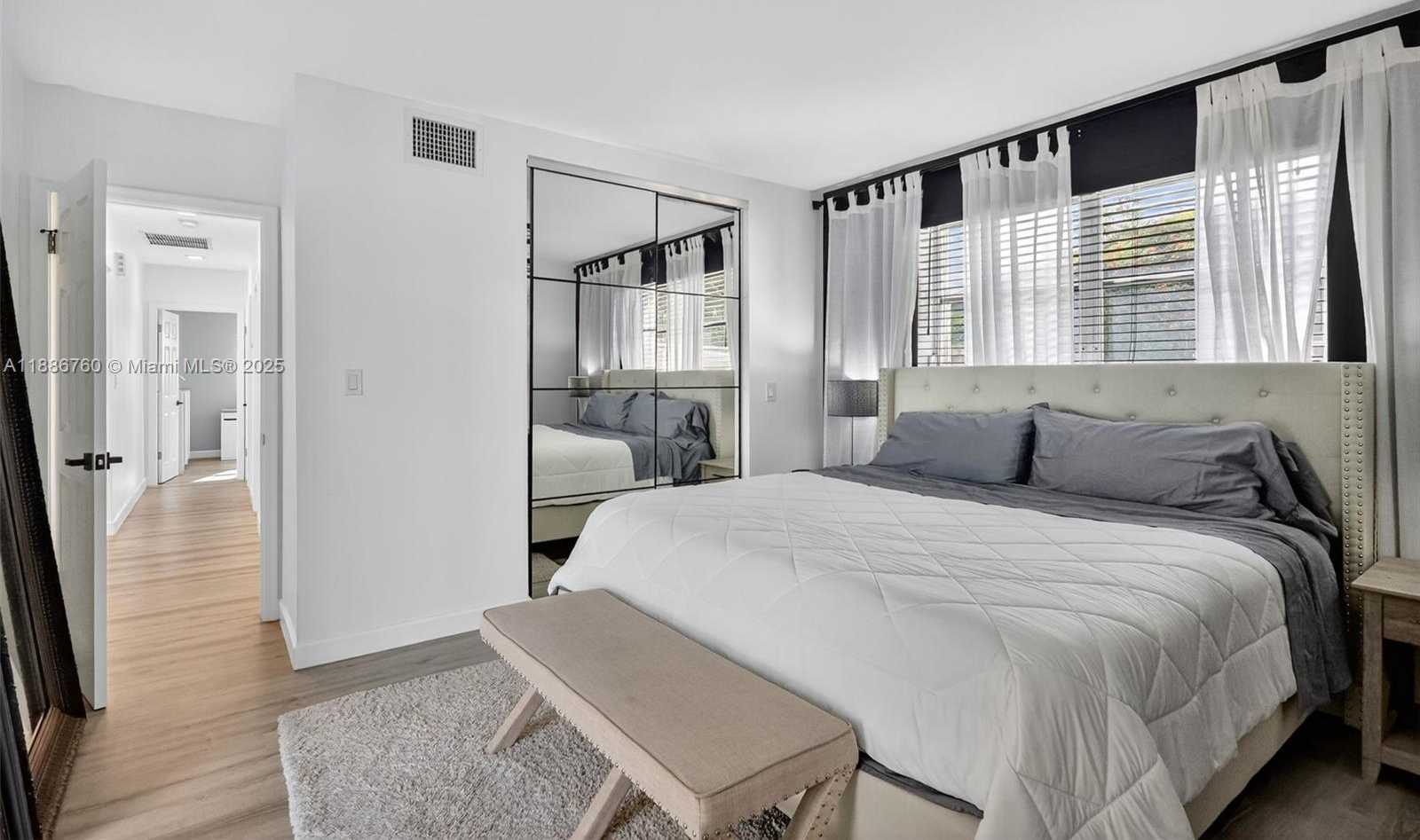 Small Image of 1820 NORTH 56TH AVE, Hollywood Number 23
