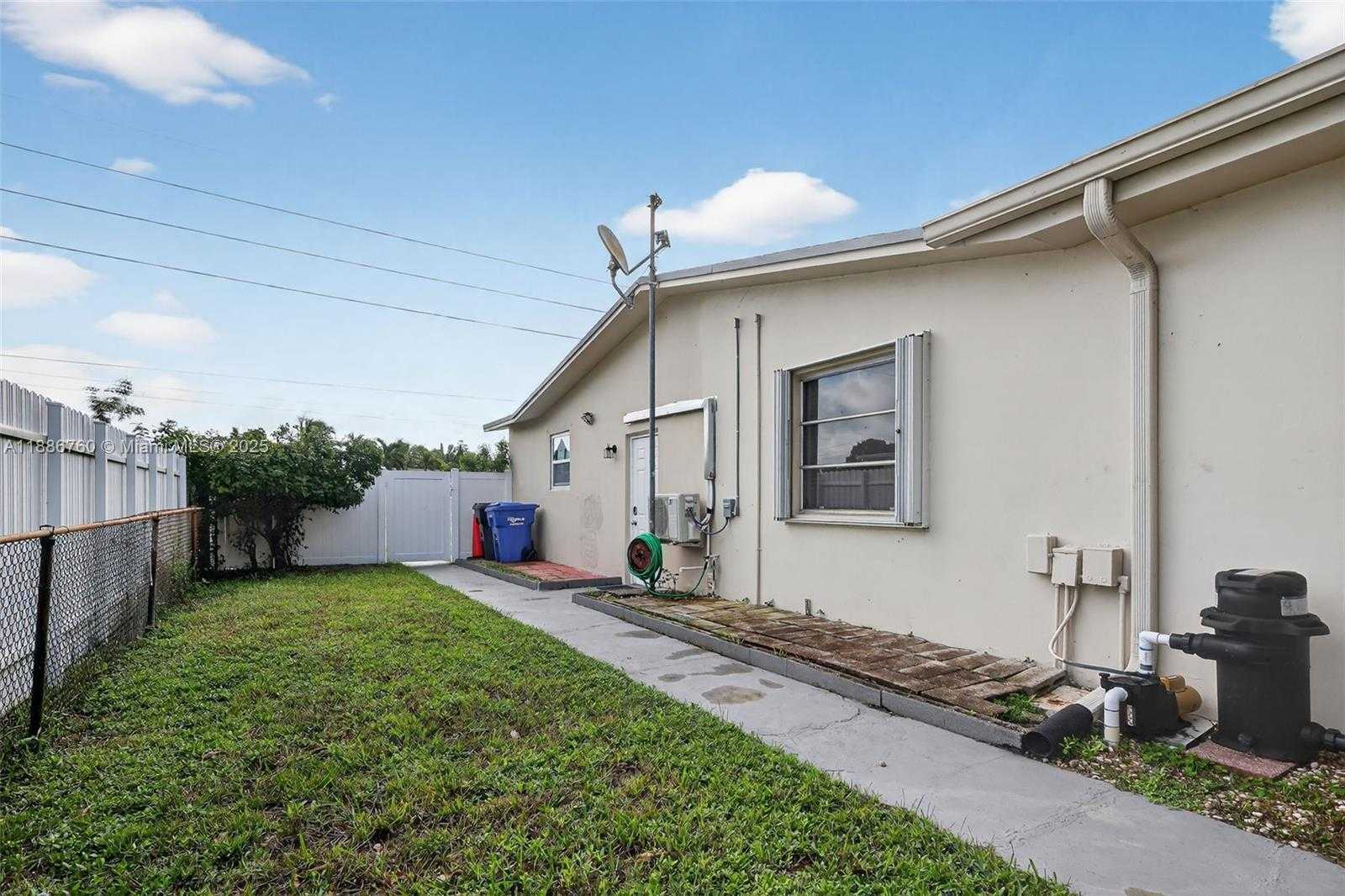 Small Image of 1820 NORTH 56TH AVE, Hollywood Number 57
