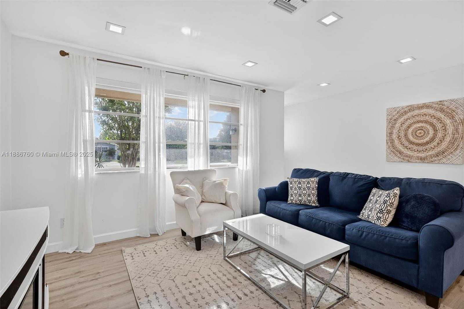 Small Image of 1820 NORTH 56TH AVE, Hollywood Number 9