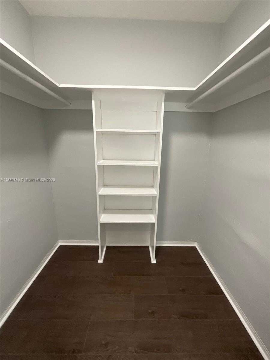 Small Image of 1346 ALTON RD #B7, Miami Beach Number 11