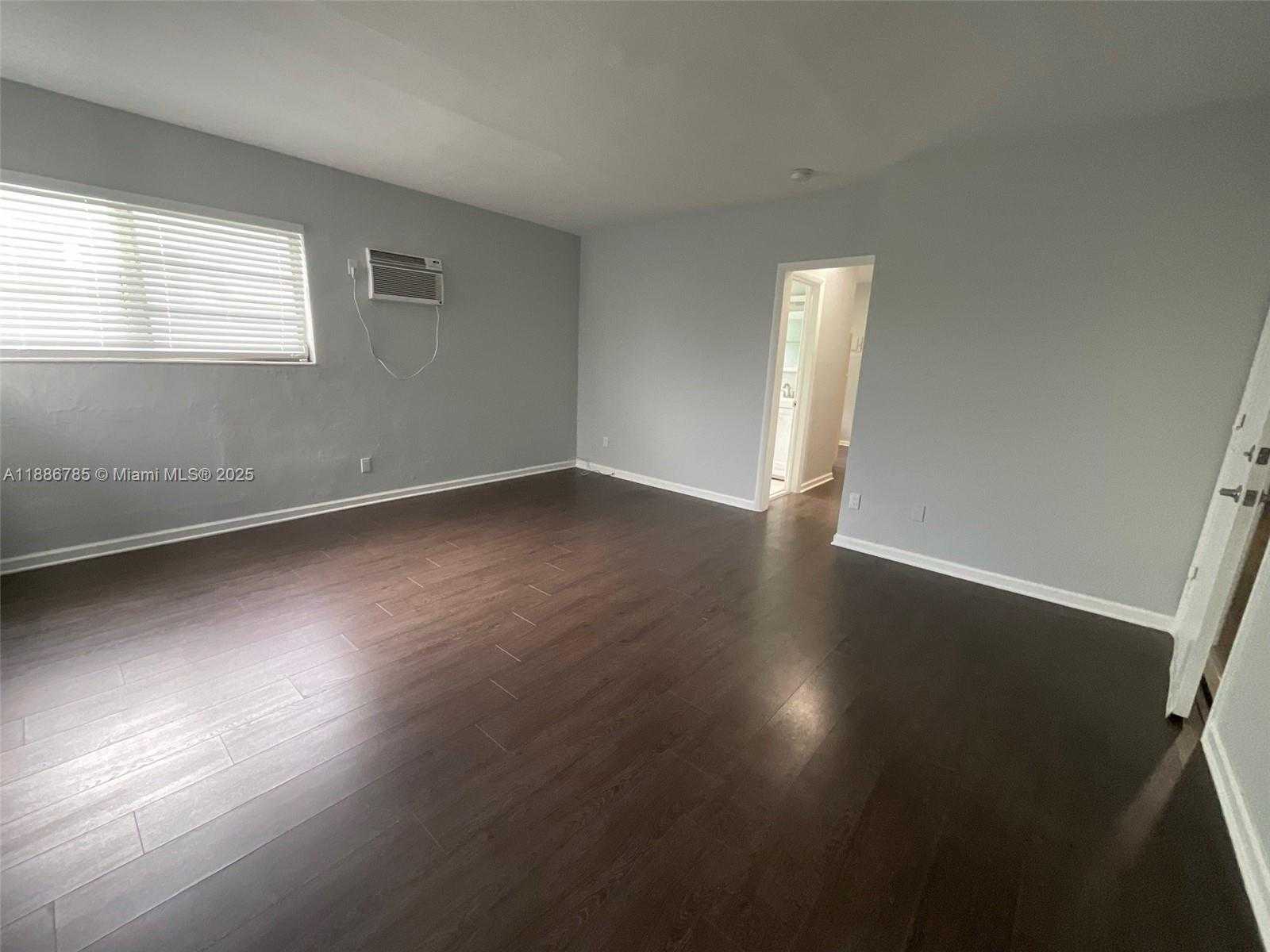 Small Image of 1346 ALTON RD #B7, Miami Beach Number 12