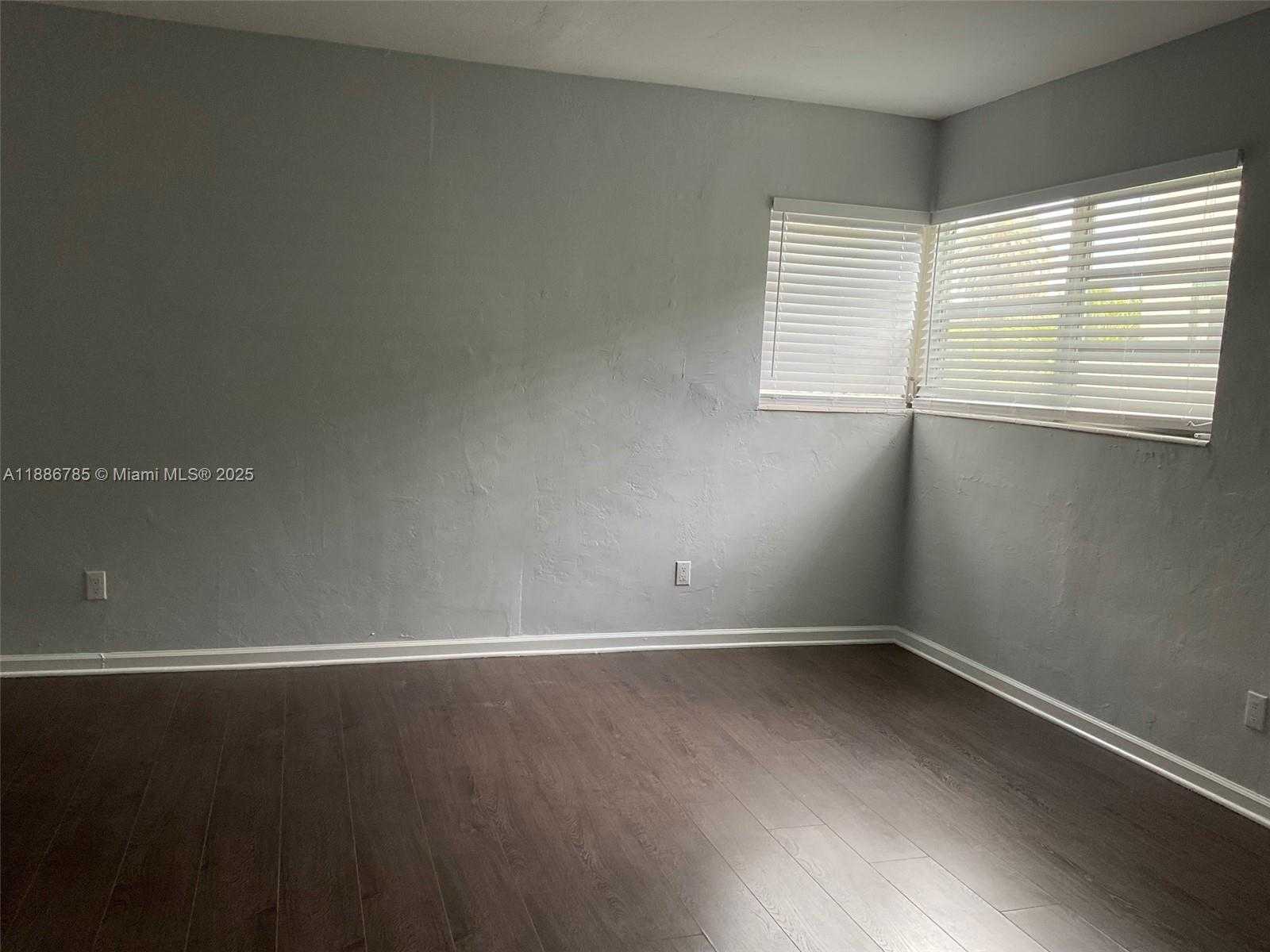 Small Image of 1346 ALTON RD #B7, Miami Beach Number 13