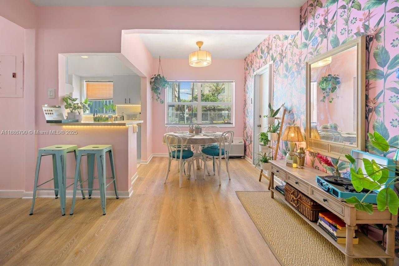 Small Image of 315 VAN BUREN ST #104B, Hollywood Number 4