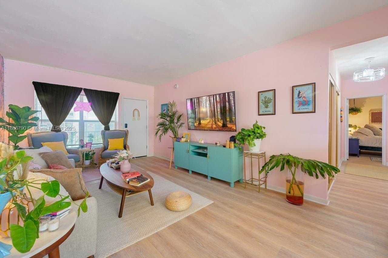 Small Image of 315 VAN BUREN ST #104B, Hollywood Number 5