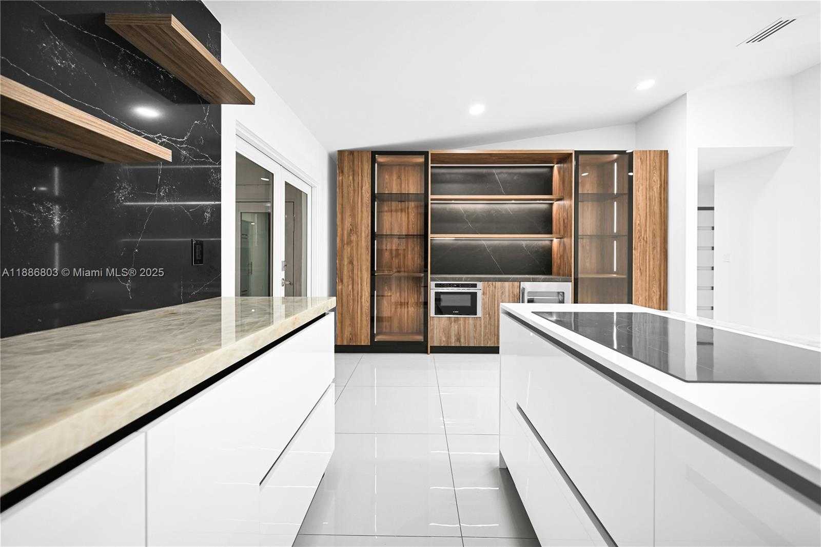 Small Image of 13284 SOUTH WEST 39TH STREET, Miami Number 12