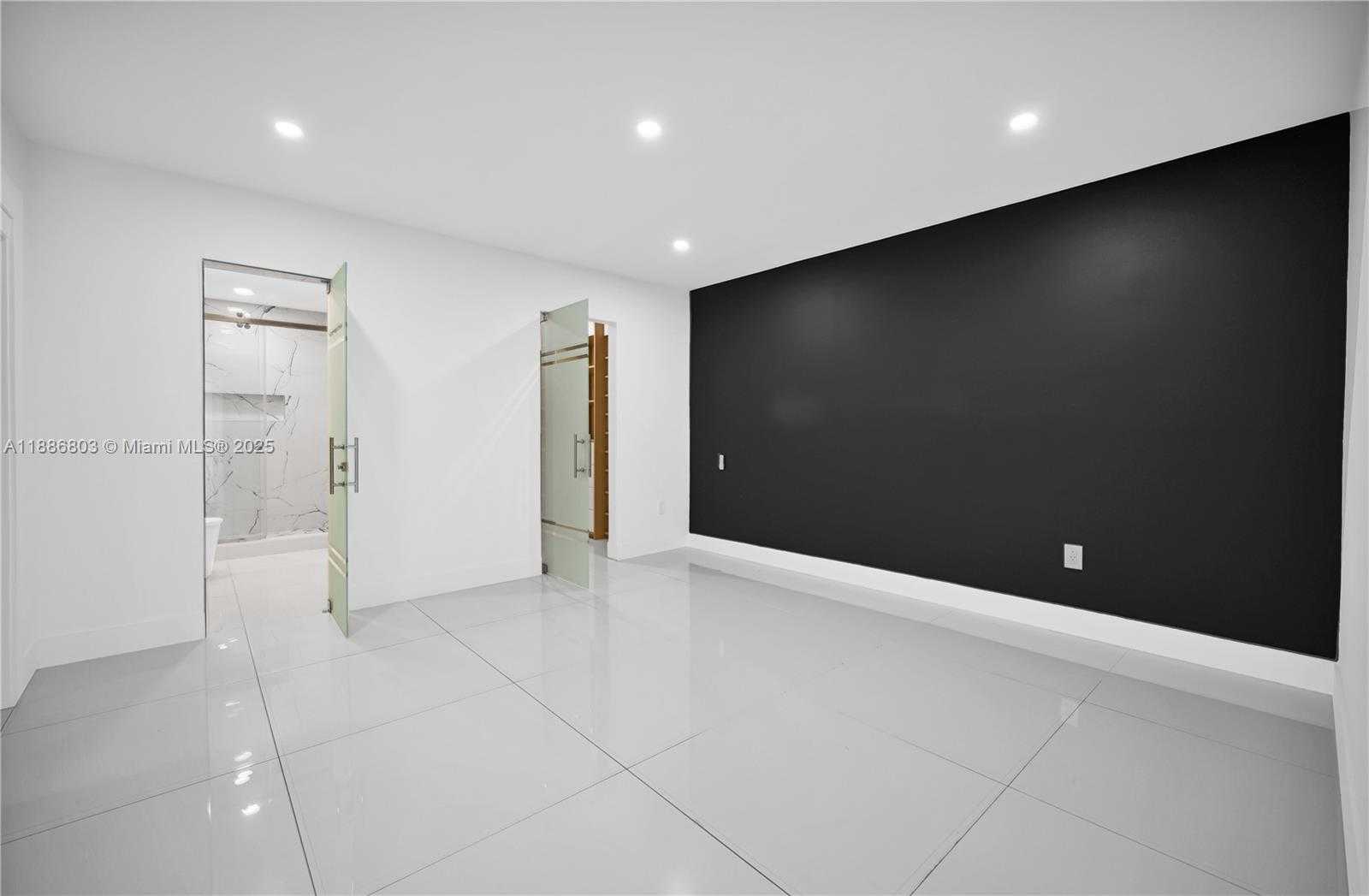 Small Image of 13284 SOUTH WEST 39TH STREET, Miami Number 21