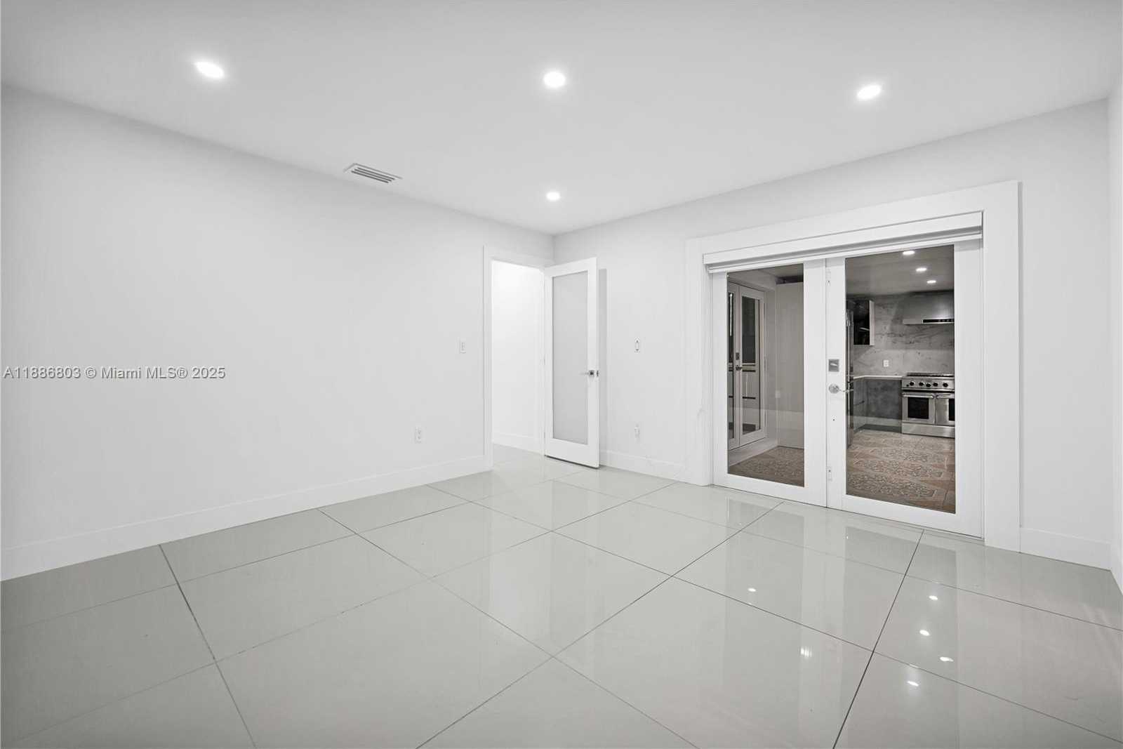 Small Image of 13284 SOUTH WEST 39TH STREET, Miami Number 29