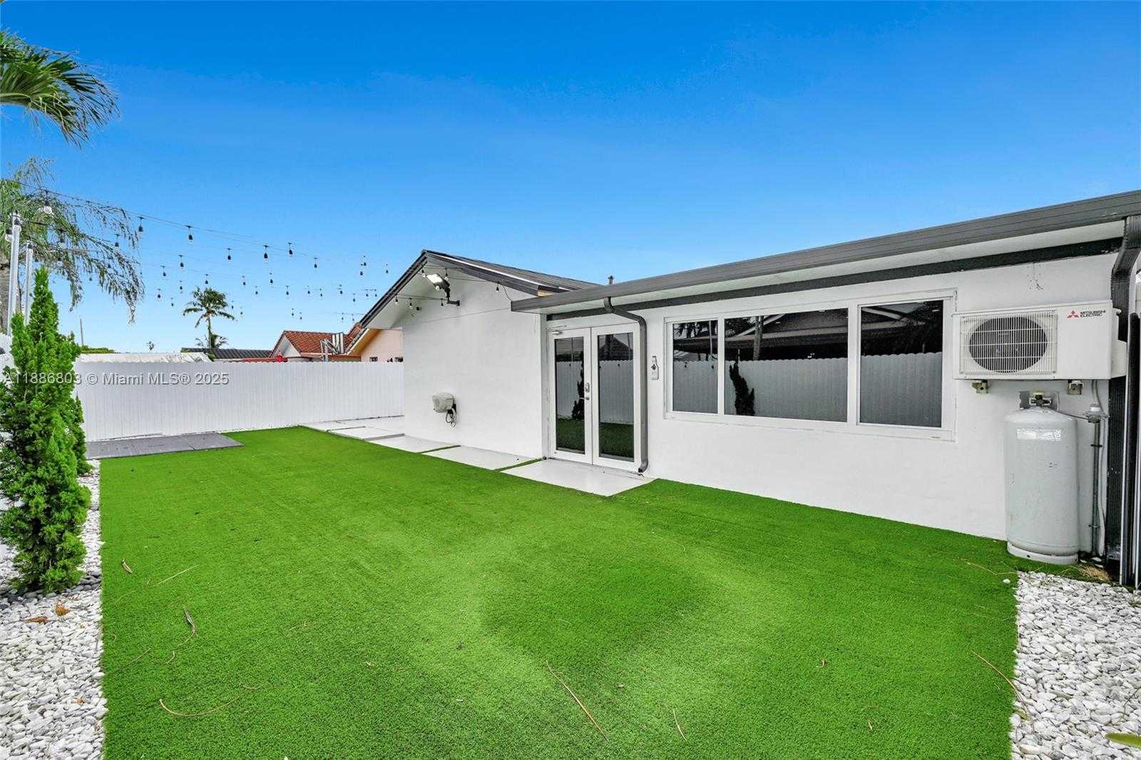 Small Image of 13284 SOUTH WEST 39TH STREET, Miami Number 51