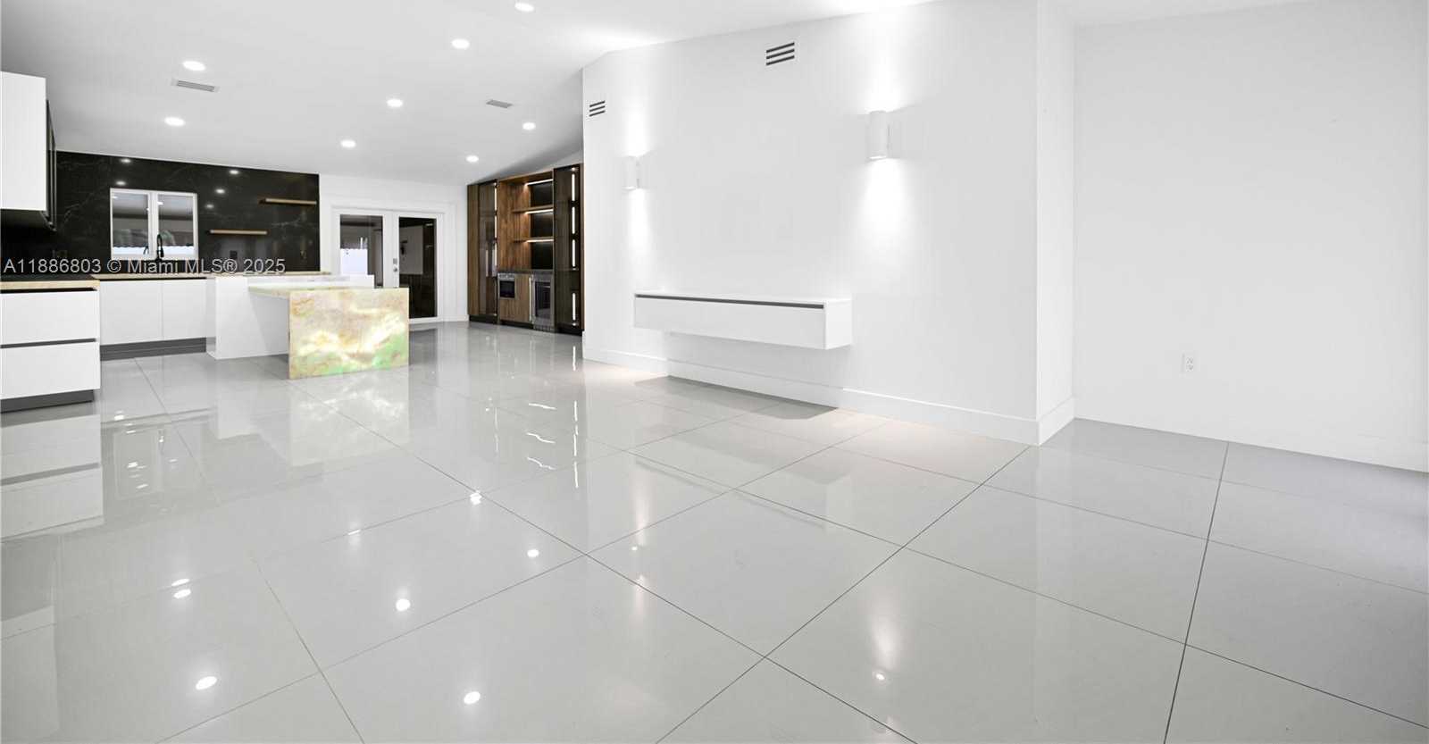 Small Image of 13284 SOUTH WEST 39TH STREET, Miami Number 8