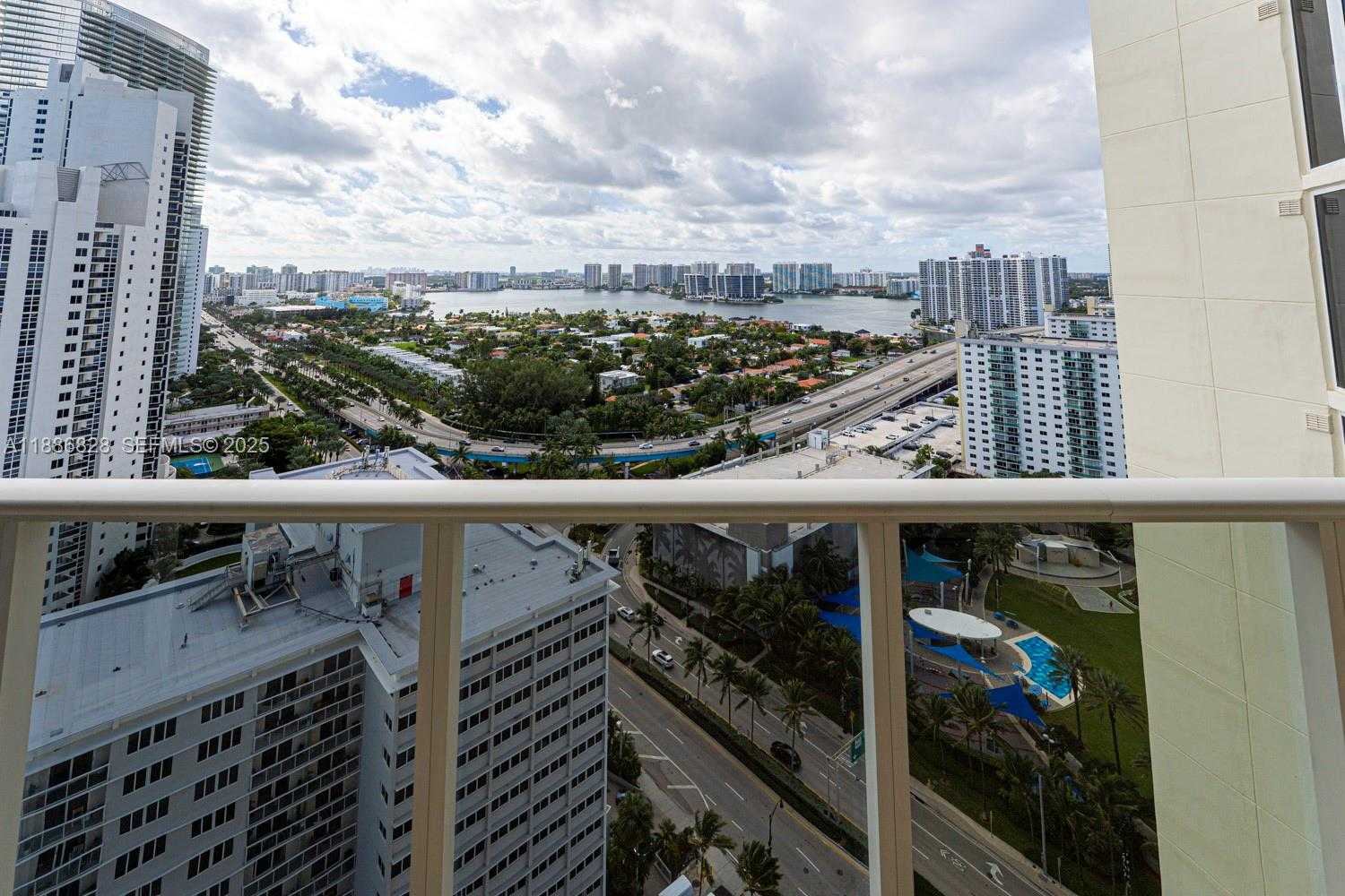 Small Image of 19333 COLLINS AVE #2607, Sunny Isles Beach Number 33