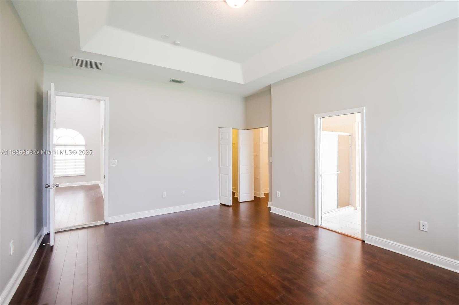 Small Image of 16498 SOUTH WEST 288 LN, Homestead Number 11