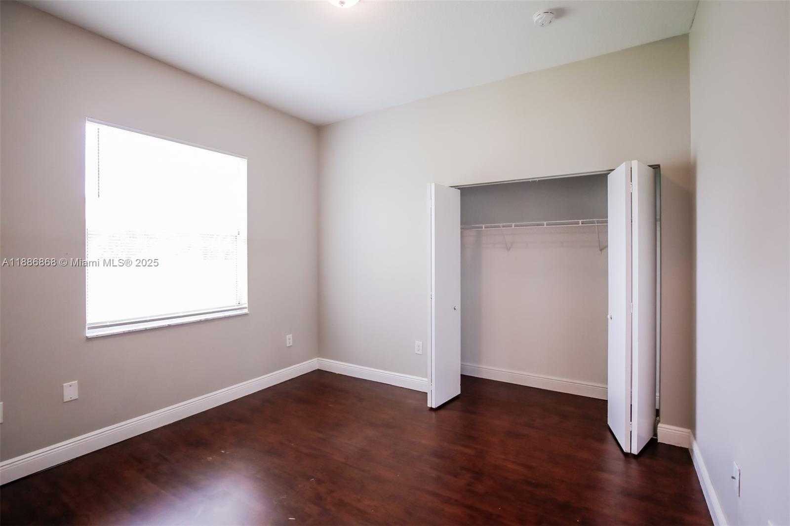 Small Image of 16498 SOUTH WEST 288 LN, Homestead Number 12