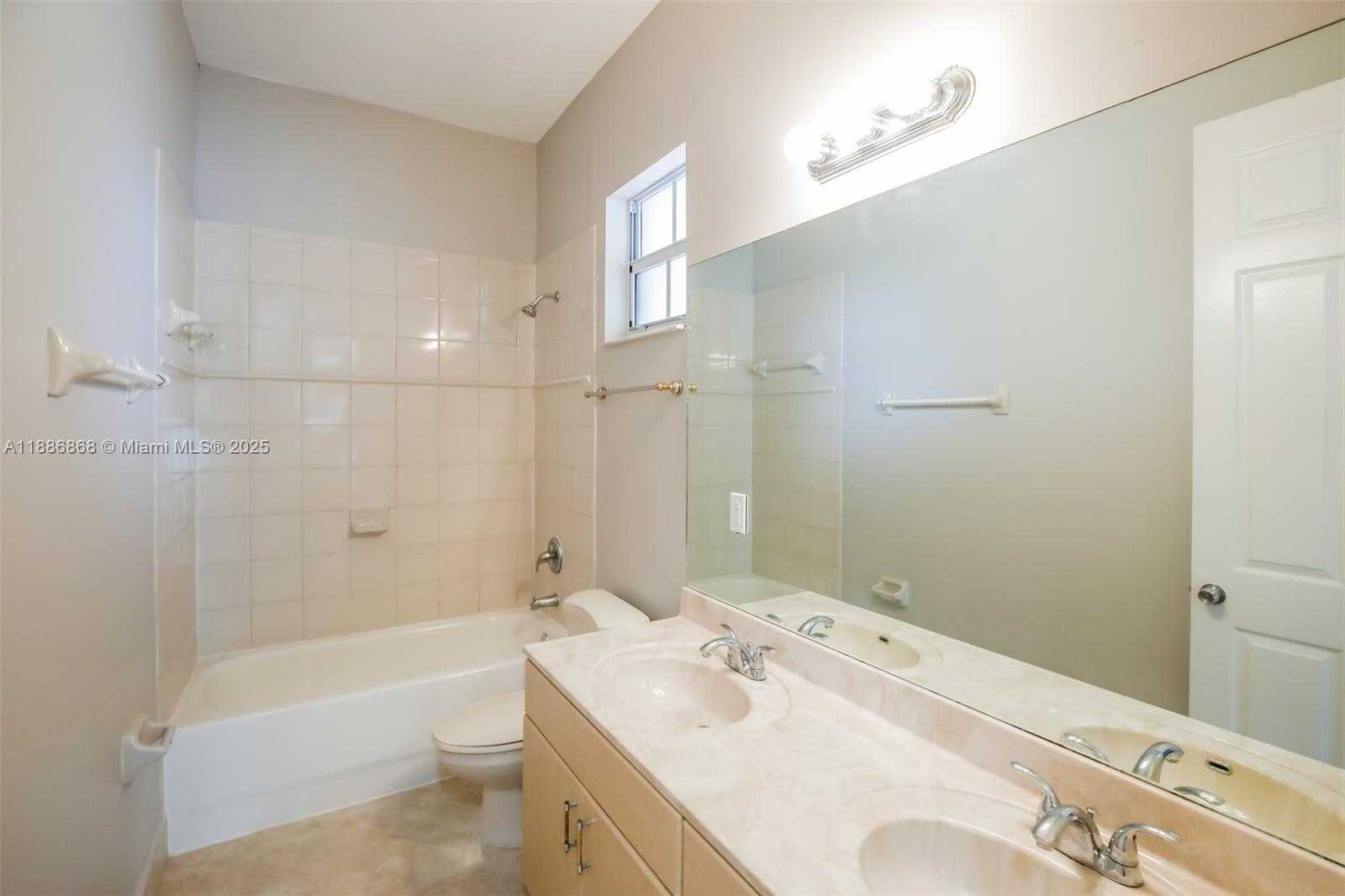 Small Image of 16498 SOUTH WEST 288 LN, Homestead Number 14