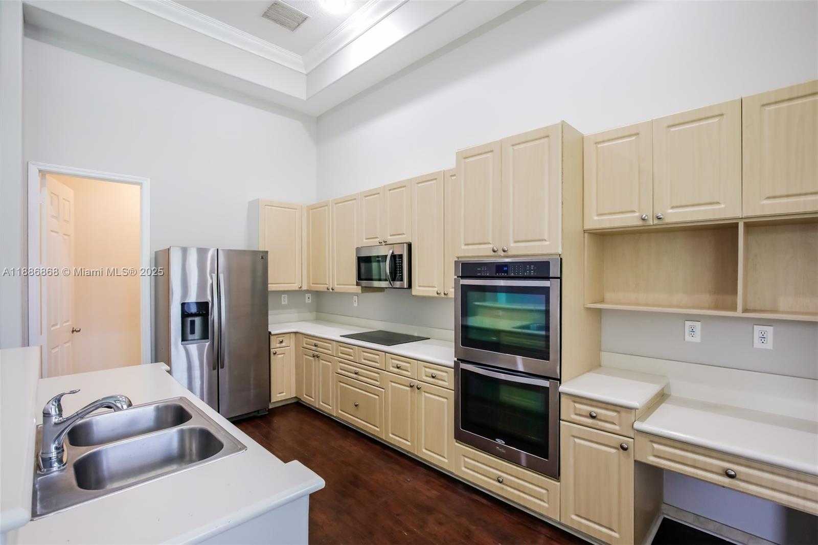 Small Image of 16498 SOUTH WEST 288 LN, Homestead Number 7