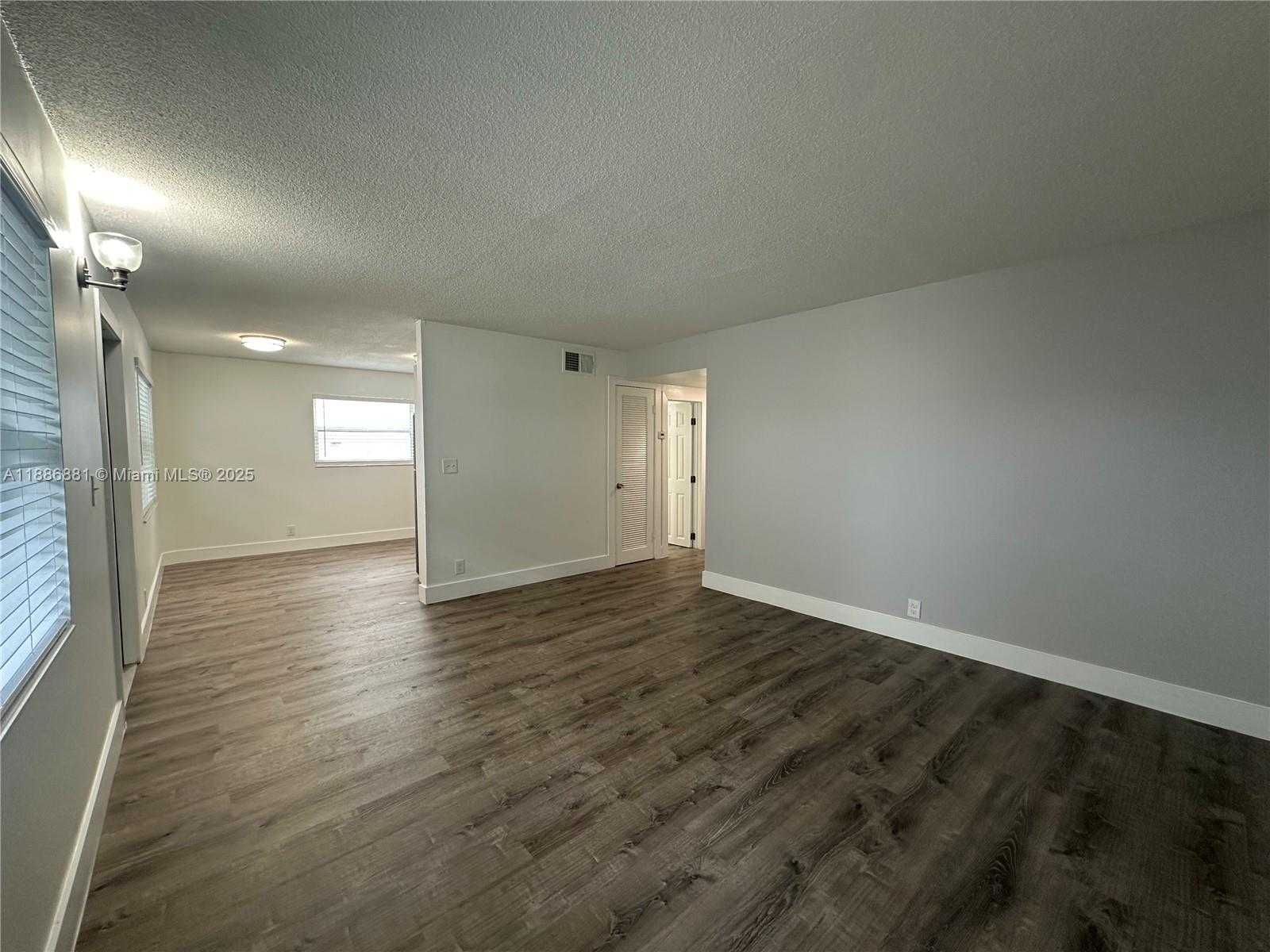 Small Image of 2500 JOHNSON ST #10, Hollywood Number 10